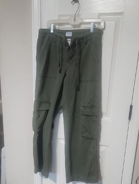 Time and Tru Olive Green Cargo Pants with Drawstring Waist